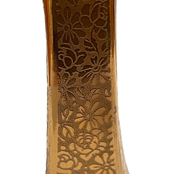 Stouffer Germany Gold Rose, Daisy Salt and Pepper Shakers - Picture 3 of 3